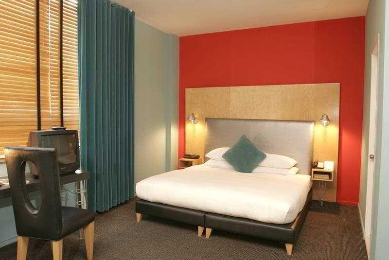 Moderne Hotel New York Bilik gambar